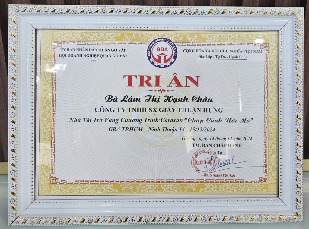 Bằng khen tri ân